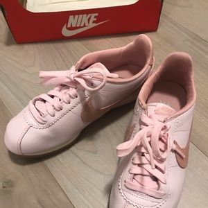 Nike Classic Cortez Leather Lux Pearl Pink